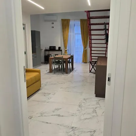 La Dimora Di Parthenope A Pontenuovo Naples